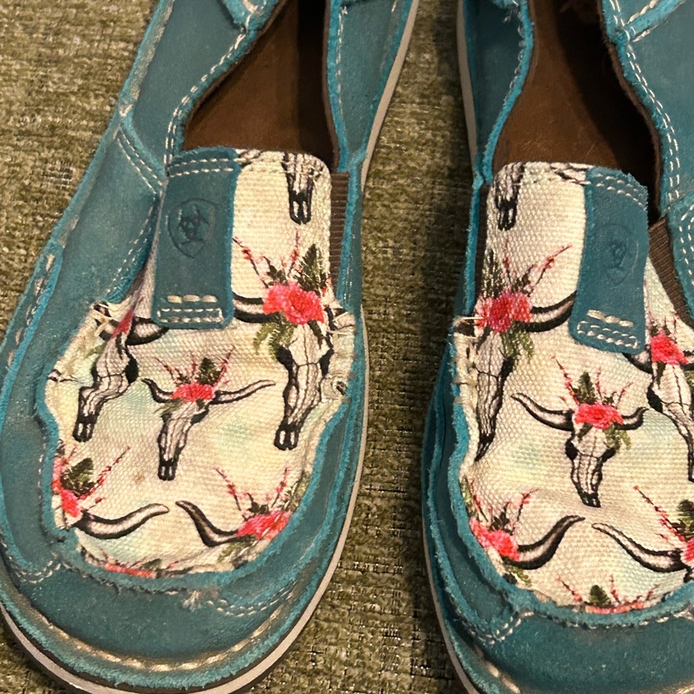 Women’s area cruisers